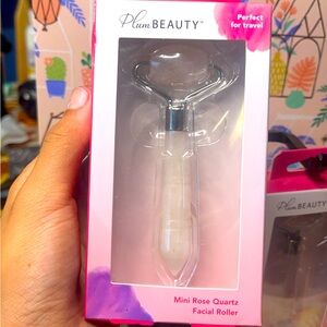 Mini Rose Quartz Facial Roller